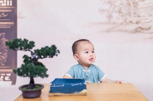 武安三个月宝宝抬头不稳